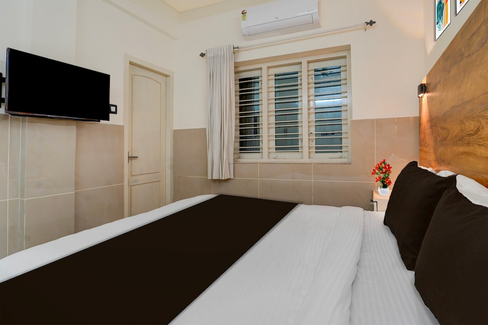 Super Townhouse Green Field Stadium Karyavattom, Technopark Trivandrum, Trivandrum