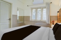 Super Townhouse Green Field Stadium Karyavattom