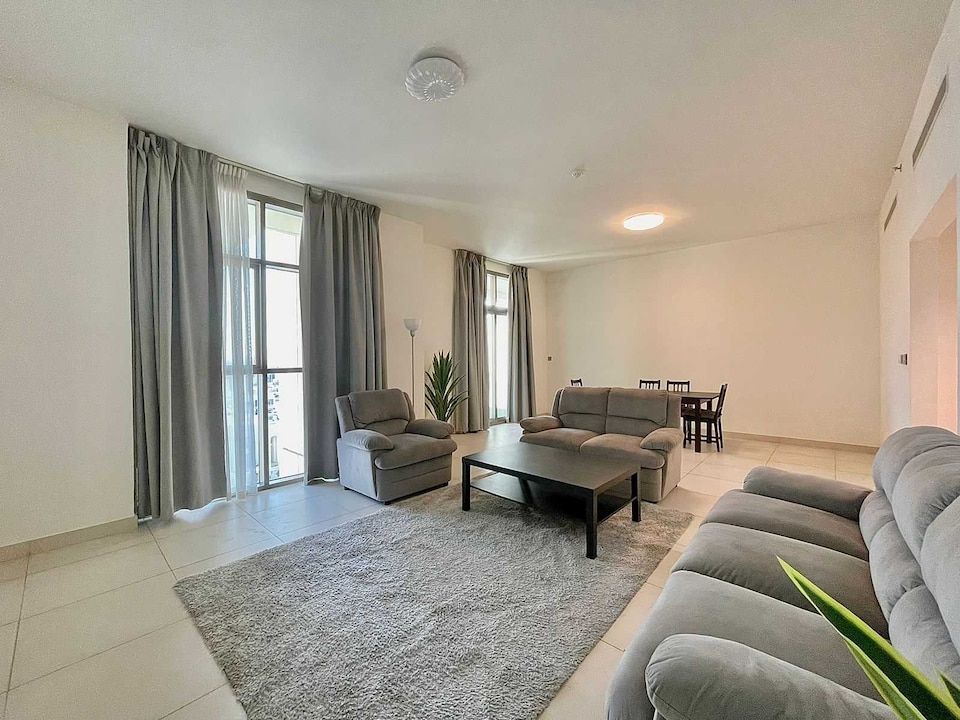 OYO HOME 1449 Spacious 2 Br With Balcony, Madinat Zayed Abu Dhabi, Abu Dhabi