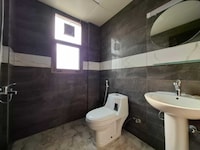 OYO HOME 1450 2 Br With Maid Rooms Facing Towards Masdar City