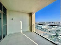 OYO HOME 1451 2 Br Spacious Rooms With Maid Room View Towards Airport