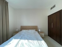 OYO HOME 1451 2 Br Spacious Rooms With Maid Room View Towards Airport