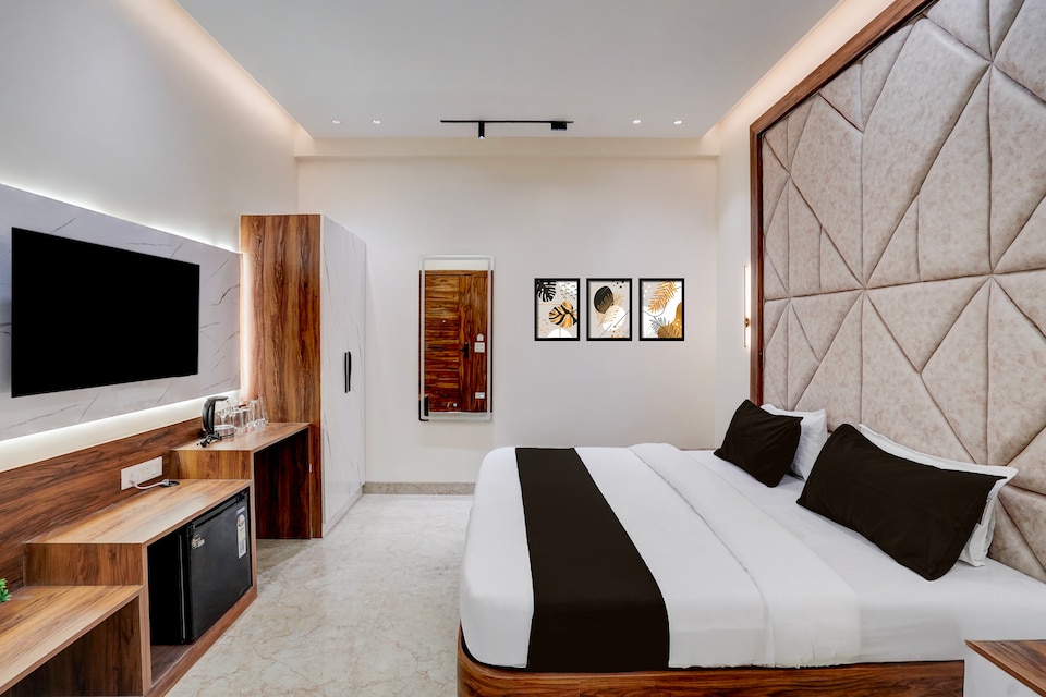 Hotel O Maruti Hotel, Greater Noida, Noida