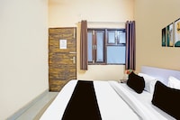 Super Hotel O Shalimar Bagh Max Hospital