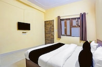 Super Hotel O Shalimar Bagh Max Hospital