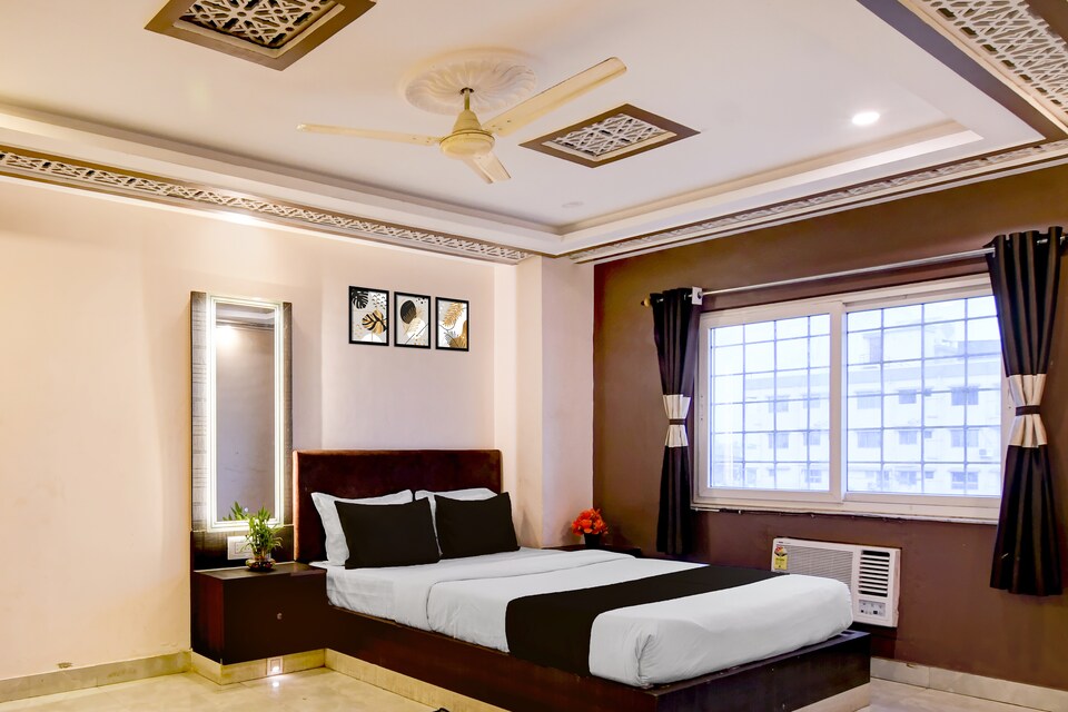 Townhouse Belgharia Railway Station Kolkata Formerly BN Palace, VIP Road Kolkata, Kolkata