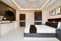 Townhouse Belgharia Railway Station Kolkata Formerly BN Palace