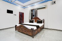SPOT ON Adhunik Publishing and Guest house