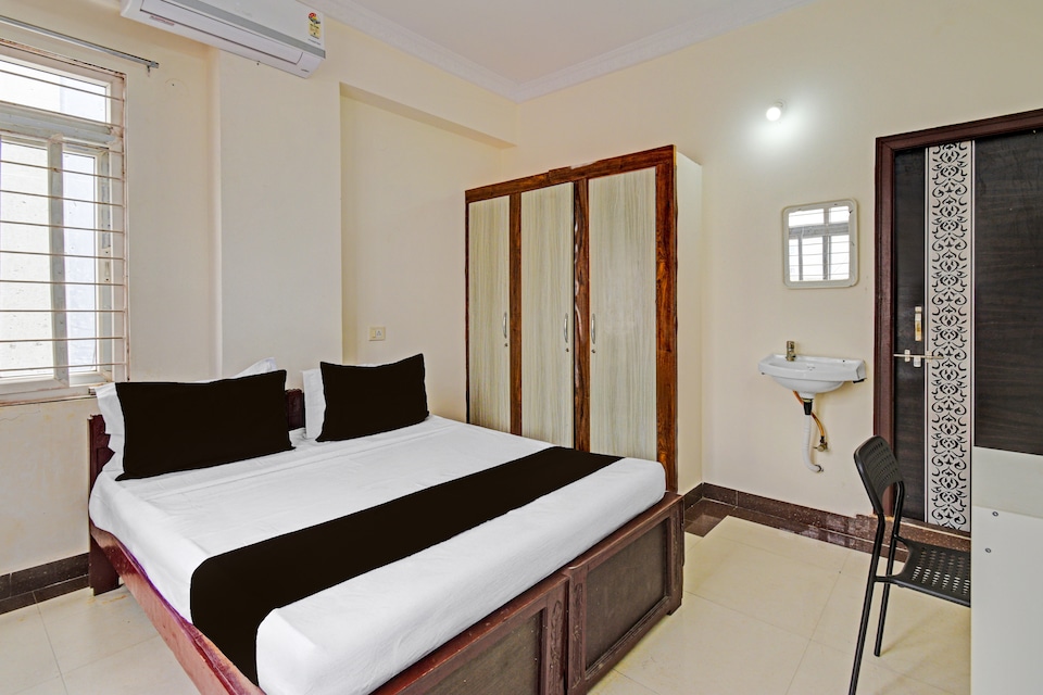 Super Hotel O DLF Road Hyderabad Formerly Sunidh, Gachibowli, Hyderabad