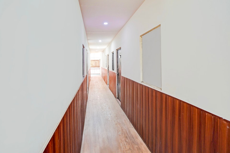 Hotel O The Glory, Indirapuram Ghaziabad, Ghaziabad