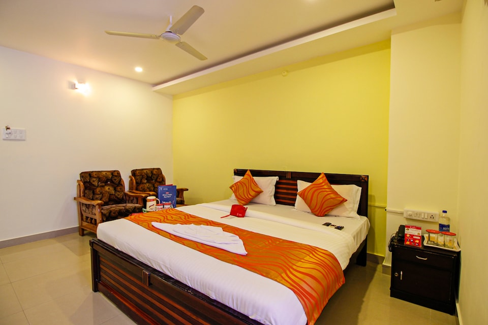 OYO 2179 LB Nagar, LB Nagar-Uppal, Hyderabad