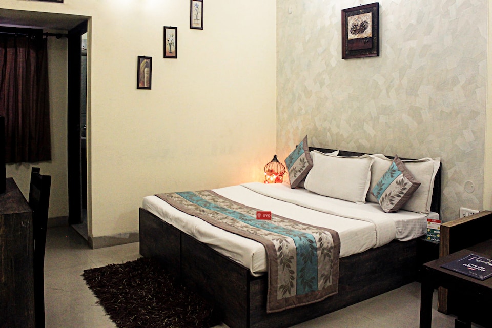 OYO Rooms 084 Mahipalpur Road, Airport Delhi, Delhi Transit