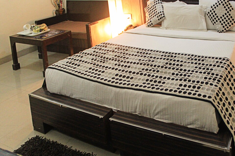 OYO Rooms 084 Mahipalpur Road, Airport Delhi, Delhi Transit