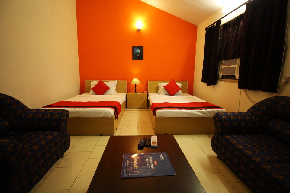 OYO 2184 Apartment Hotel Parth Bungalows, Satellite-Prahlad Nagar Ahmedabad, Ahmedabad