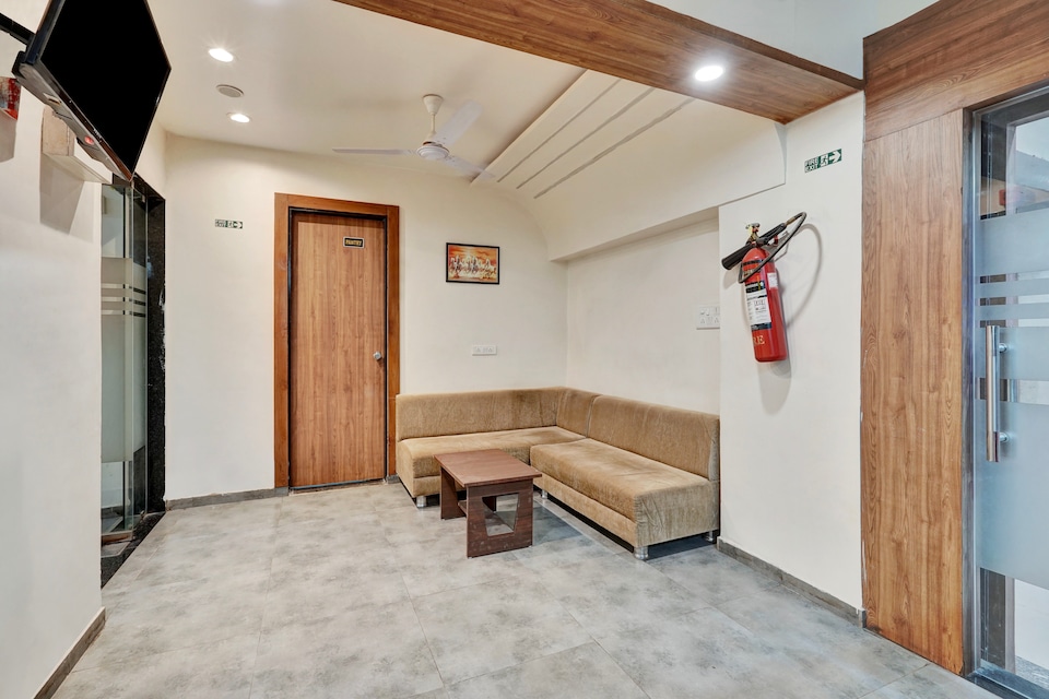 Super Collection O Kudasan Gandhinagar Formerly Hotel Royal Mansion, Gandhinagar, Gandhinagar