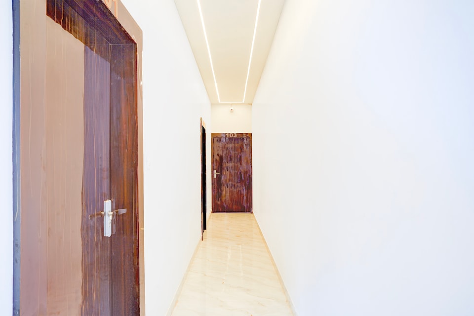 OYO 832589 HOTEL KINGS PRIDE, Vijay Nagar - Jabalpur, Jabalpur