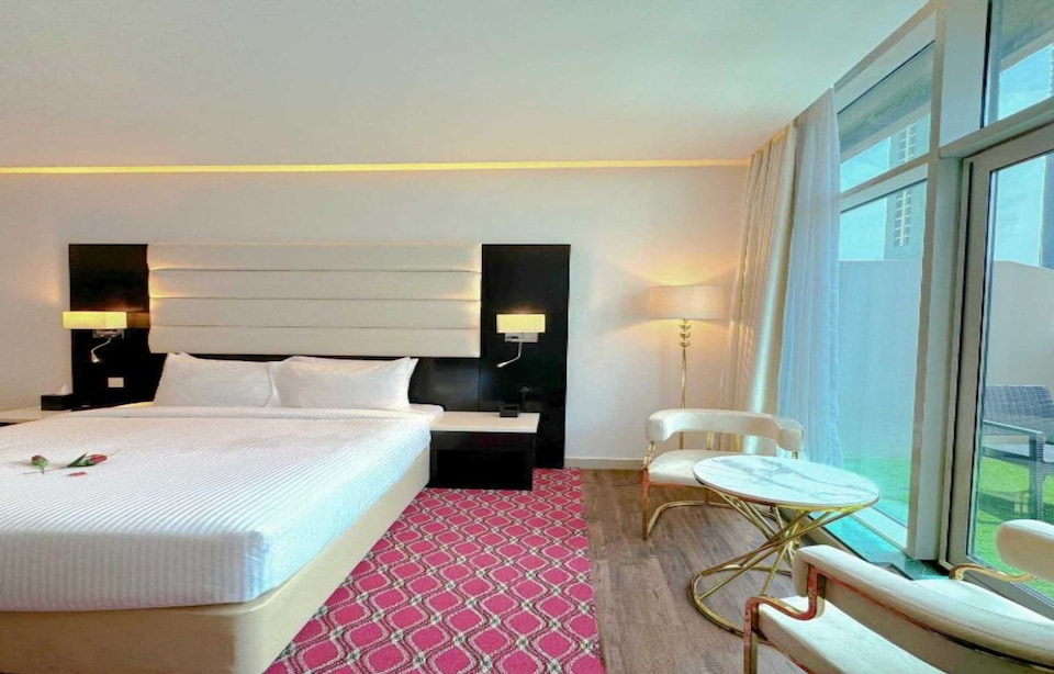 Emirates Grand Hotel, Jumeirah, Dubai