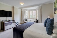 Sunday Box Hill Burford Bridge Hotel