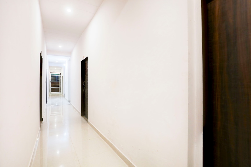 HOTEL O NANDI PALACE, Khatu Shyamji, Khatu-Shyamji