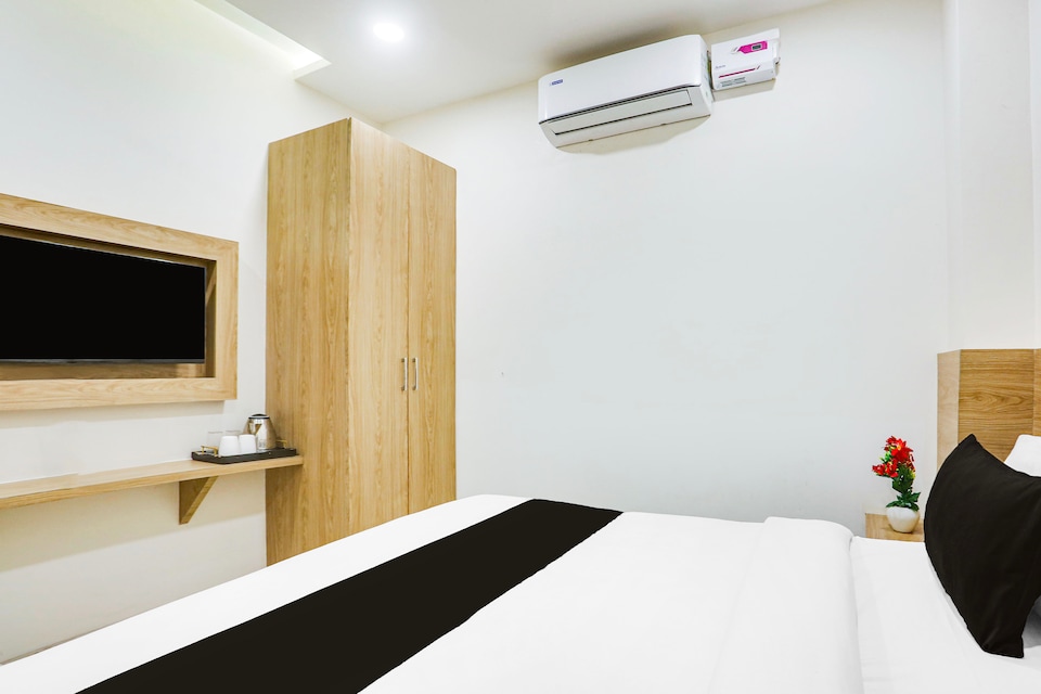 Collection O Clock Tower Ludhiana Formerly JR Inn, Ludhiana Railway Station, Ludhiana