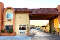Robinhood Motel Anaheim West