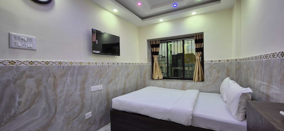 Hotel O Kalikapur Haltu, Ruby Hospital Kolkata, Kolkata