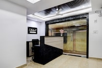 Super Collection O Chinar Park Near Airport