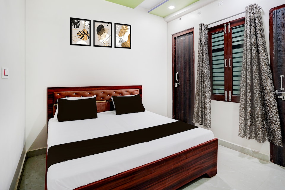 HOTEL O MAYUR , Aligarh, Aligarh