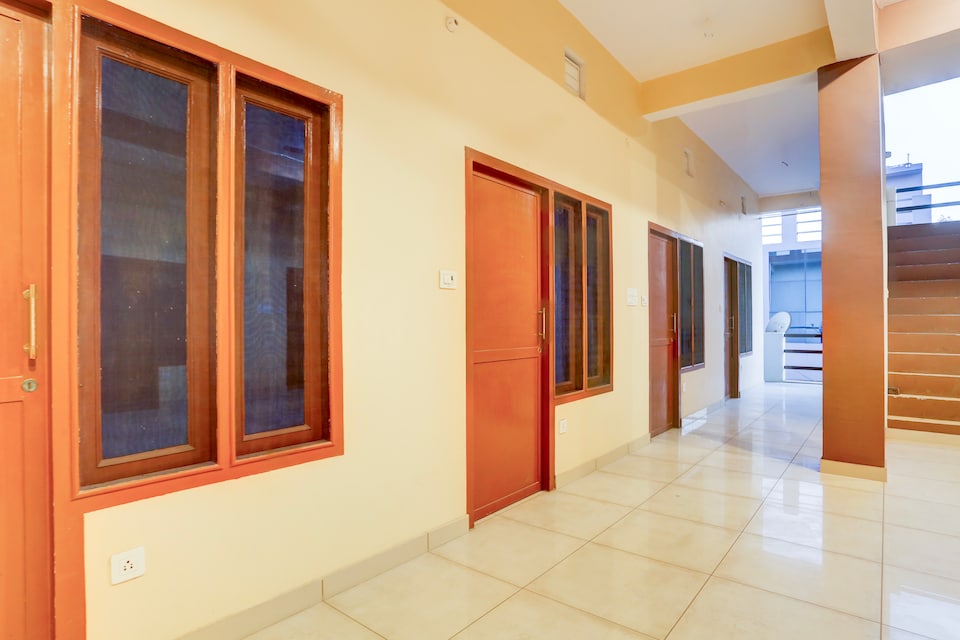 SPOT ON HOTEL GRAND , Civil Lines Bareilly, Bareilly