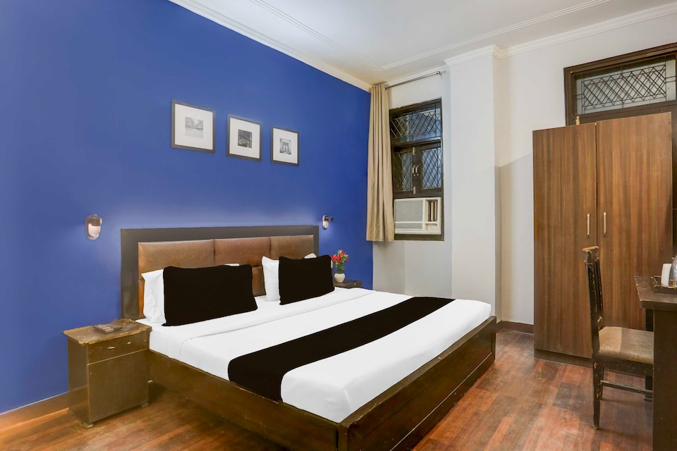 OYO Townhouse Anmol Residency , Saket Delhi, Delhi