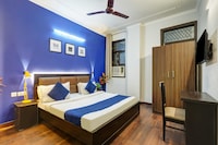 Super OYO Townhouse Anmol Residency 