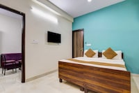 Super OYO Townhouse Anmol Residency 