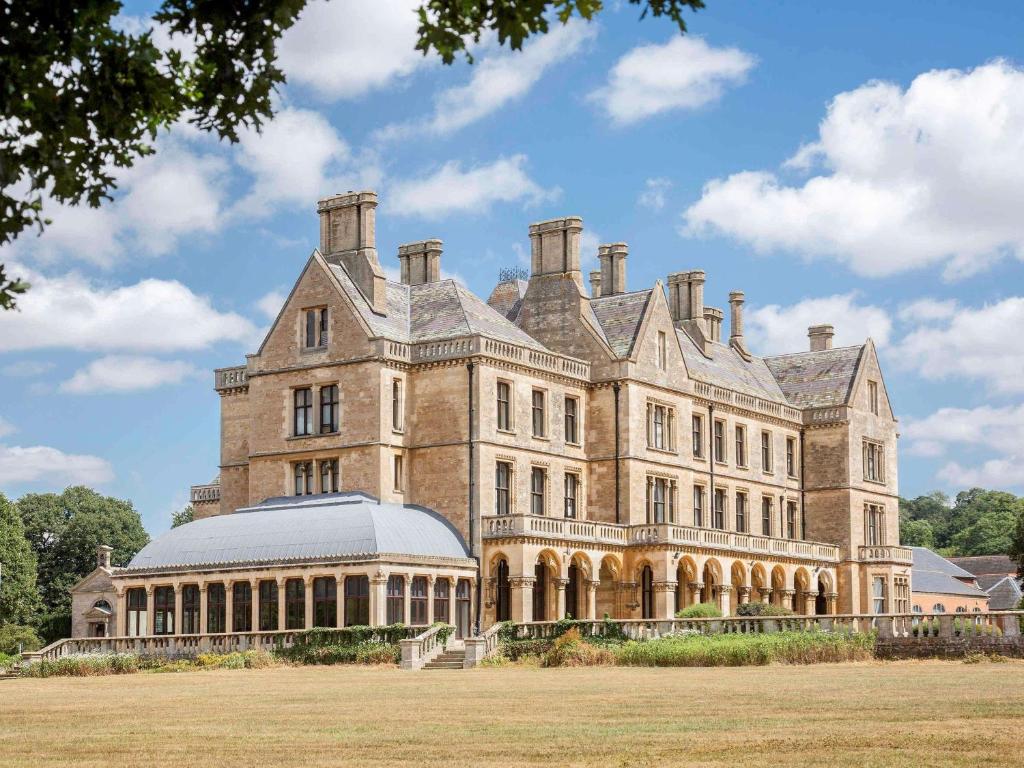 Walton Hall Hotel & Spa by Sunday in Warwick