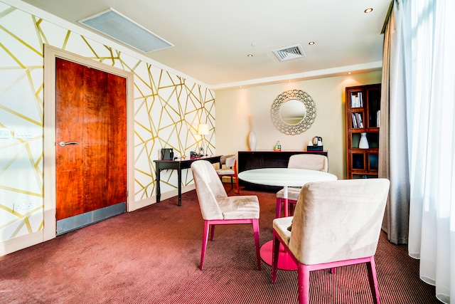 Deluxe Double Suite with View