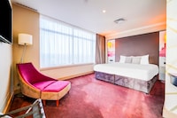 Holland House Hotel Cardiff By Sunday