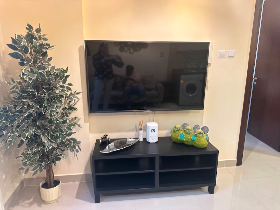 Spacious 1Bed Apartment at JVC Roxana Residence, Jumeirah Village Circle Dubai, Dubai