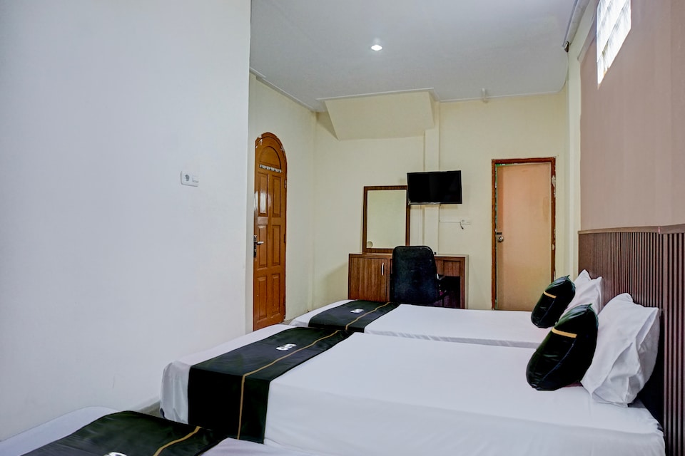 Hotel O Kuta Alam Near Masjid Oman Al-Makmur Formerly Daka Hotel, Banda Aceh, Banda Aceh