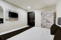 Super Hotel O Nine Keys