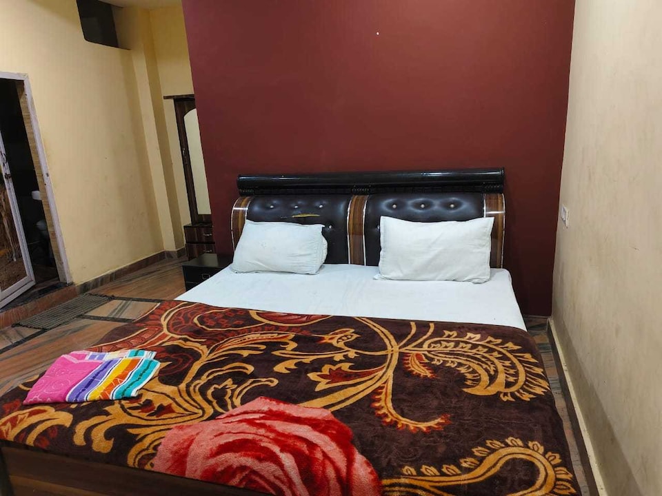HOTEL O STAR IN CAFE 24 HOURS, Lakhimpur, Lakhimpur