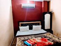 HOTEL O STAR IN CAFE 24 HOURS