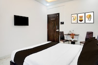 Super Townhouse Hinjewadi Corporate Stays