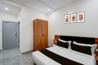 Super Townhouse Oak L B Nagar Metro Station