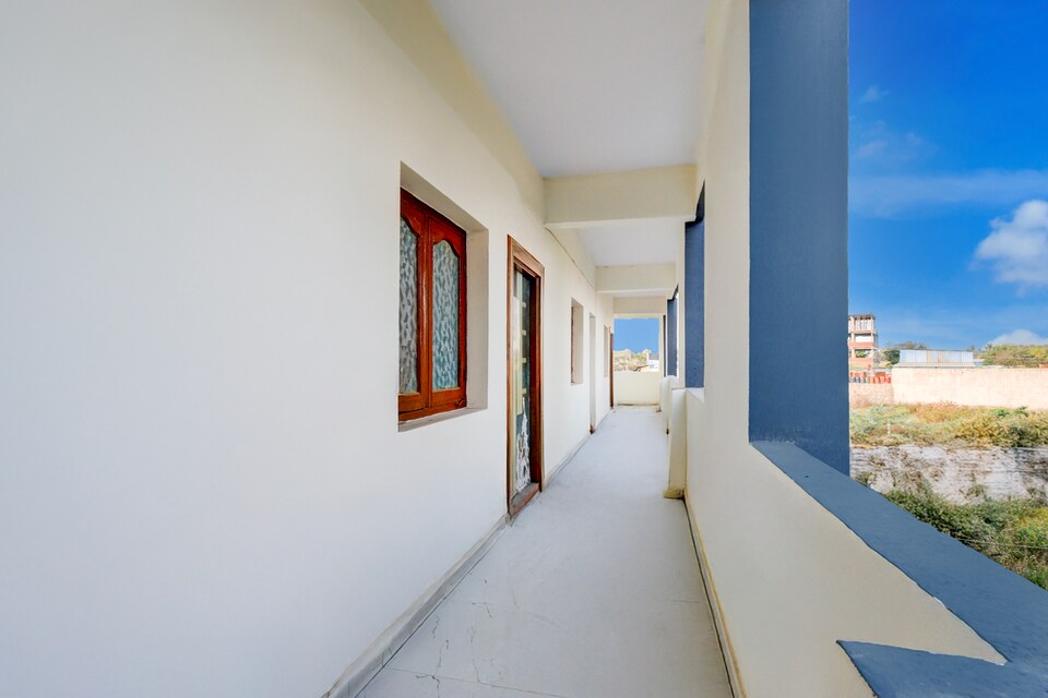 Hotel O R Square Inn, LB Nagar-Ramoji, Hyderabad