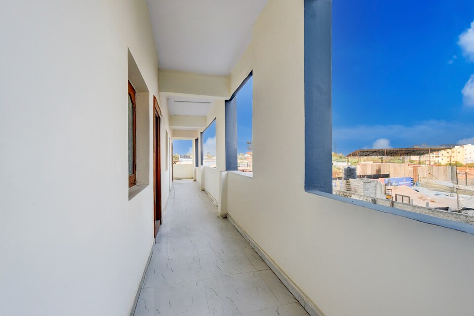 Hotel O R Square Inn, LB Nagar-Ramoji, Hyderabad