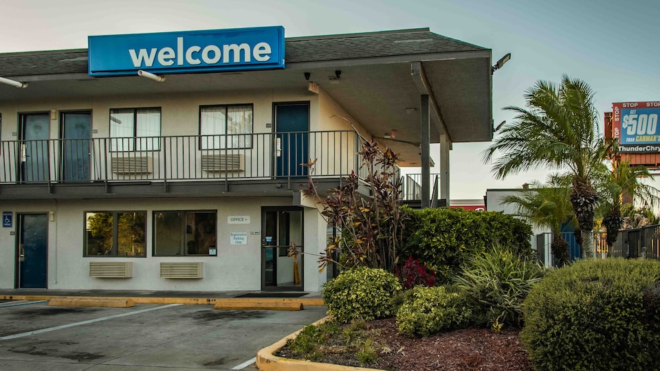 Motel 6 Lakeland, FL, Lakeland, Lakeland