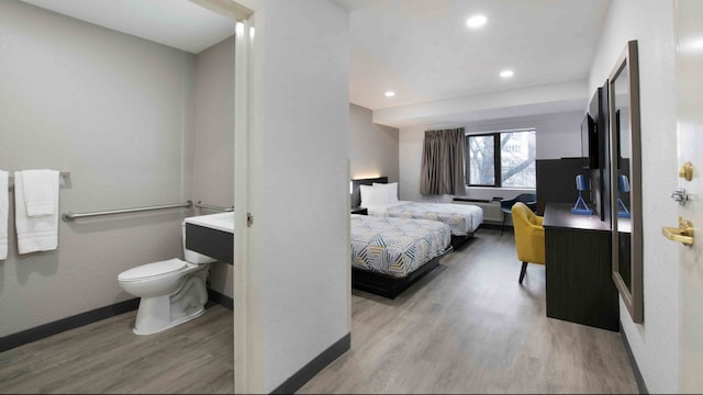 2 Full Beds | Mobil Access Tub Nsmk Micfridg