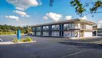 Motel 6 Kissimmee, FL - Orlando