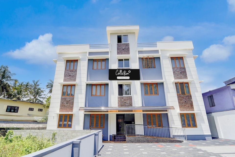 Super Collection O Westhill Near Govt Engg College, Calicut City, Calicut