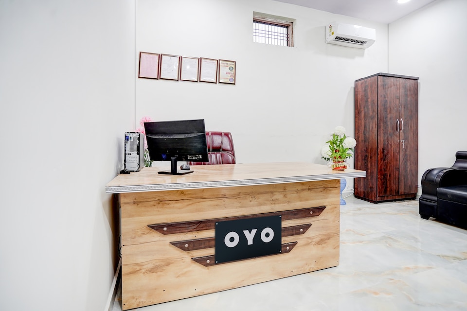 Hotel O by OYO Shreyansh Hotel, Jaunpur, Jaunpur
