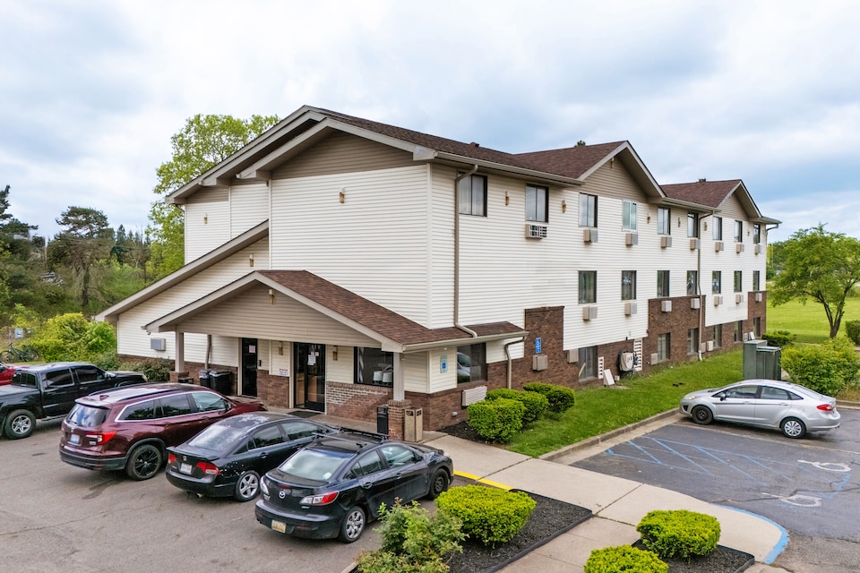 Super Inn by OYO Lansing MI, Lansing MI, Lansing MI